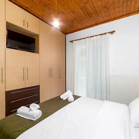 Elva Case de vacanță